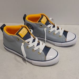 Converse Chuck Taylor Boys size US3